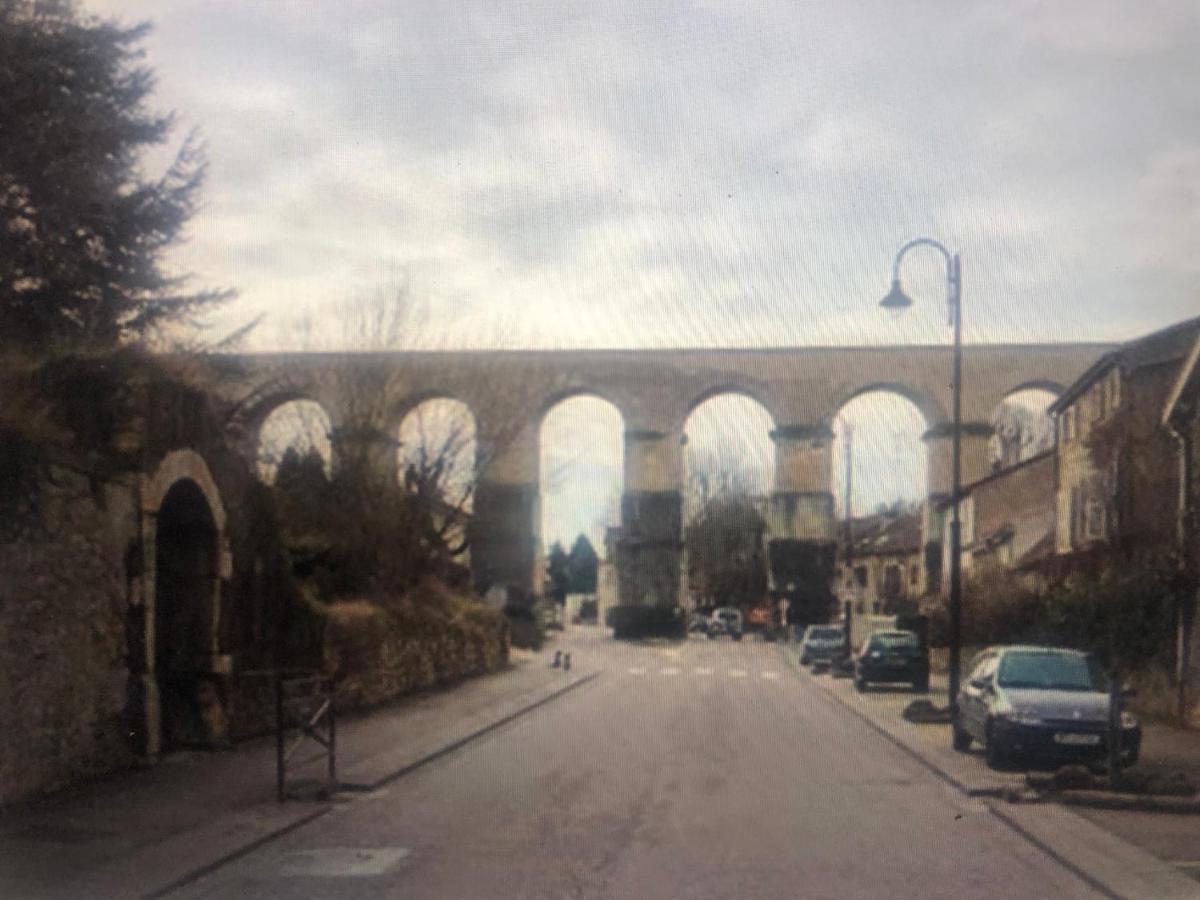 Metz-Sud - Appartement 120 M2 Dans Maison Du XVIII - Jouy Aux Arches Entre Nancy Et Luxembourg - Proximite Toutes Commodites Esterno foto